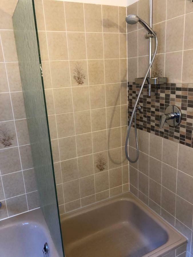 Ferienwohnung "Am Ochsentor" Andernach Buitenkant foto